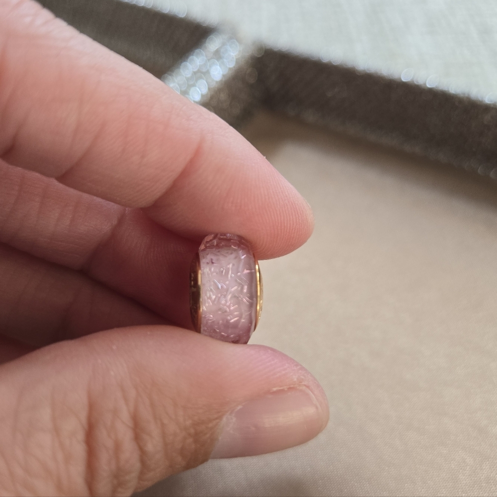 Pandora Pink Shimmering Rose Gold Murano Glass Charm - Picture 5 of 8